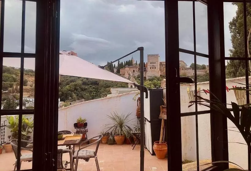 تختخواب و صبحانه Casa Guidai