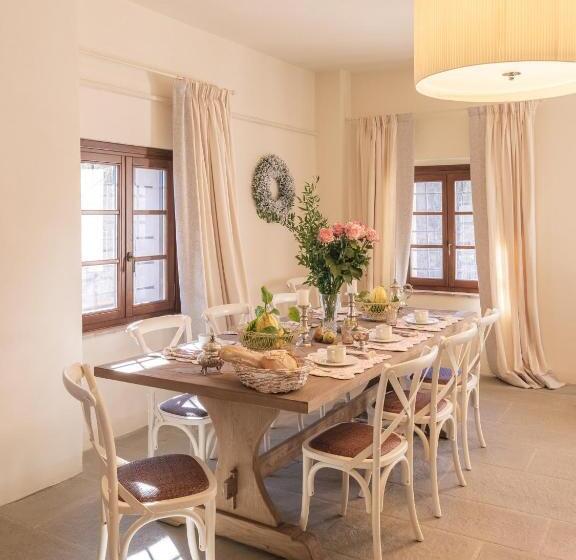 تختخواب و صبحانه Rivo Della Corte