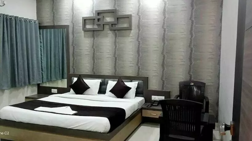 هتل Grand Royal