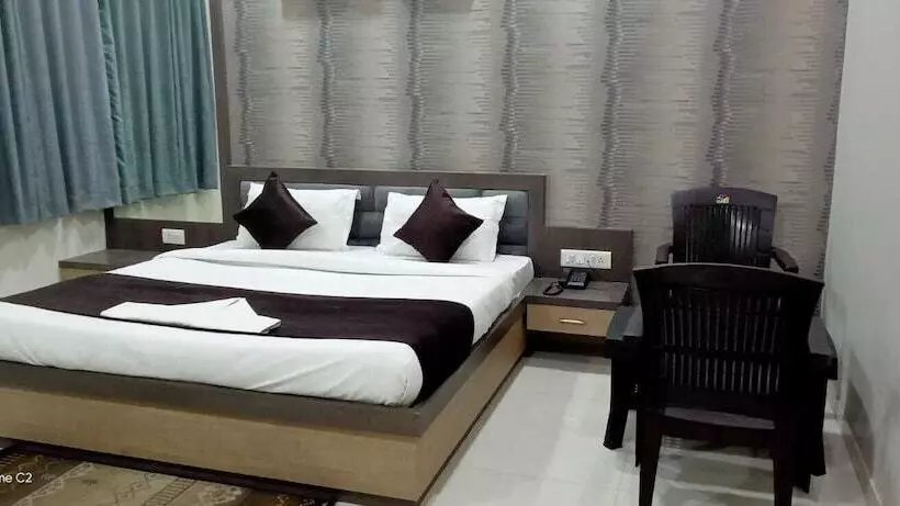هتل Grand Royal