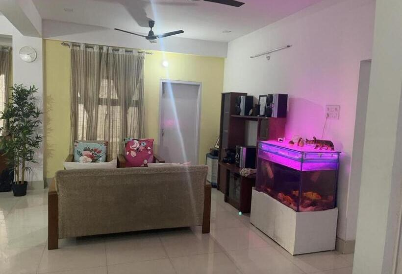 پانسیون Gruham Sojourn Homestay