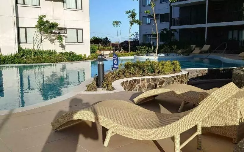 Muni Serin East Tagaytay