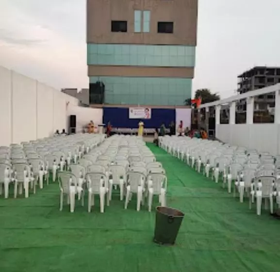 Retkeilymaja Hariram Tower,wardha