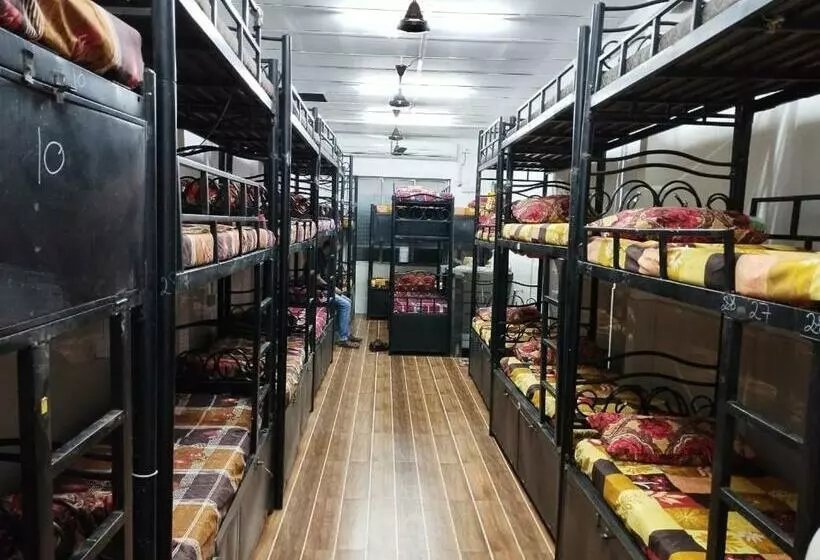 ユースホステル Shree Balaji Ac Dormitory