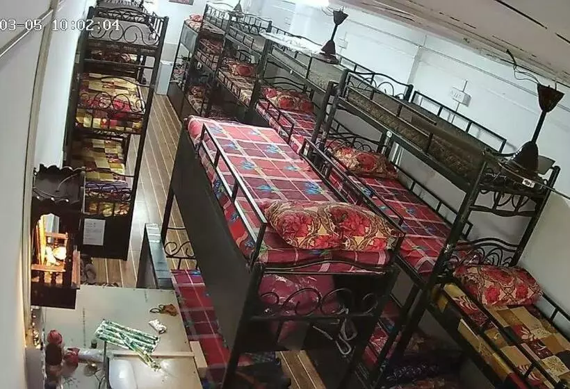 ユースホステル Shree Balaji Ac Dormitory