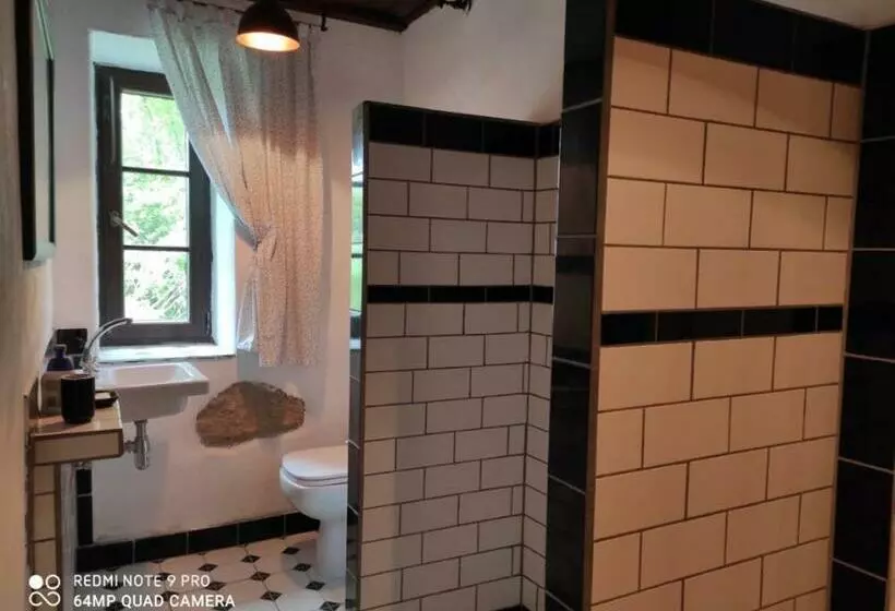 Retkeilymaja Ubytování Pod Jilmem