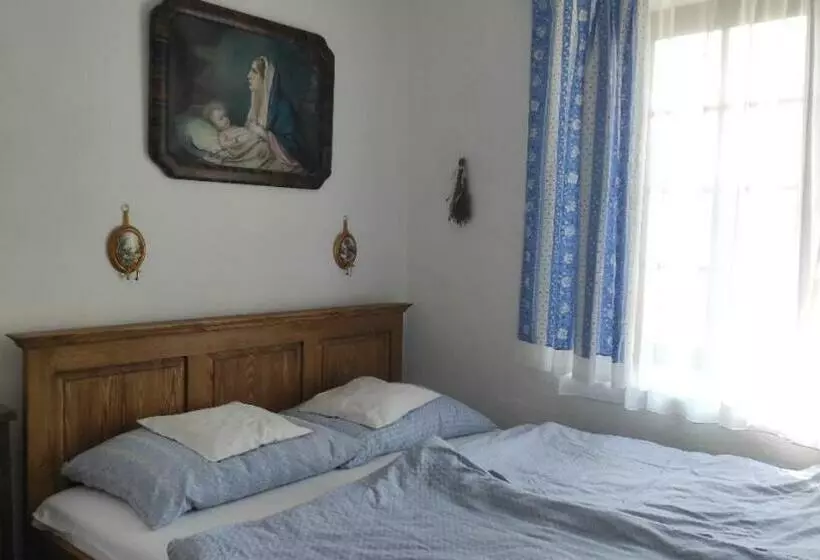 Retkeilymaja Ubytování Pod Jilmem