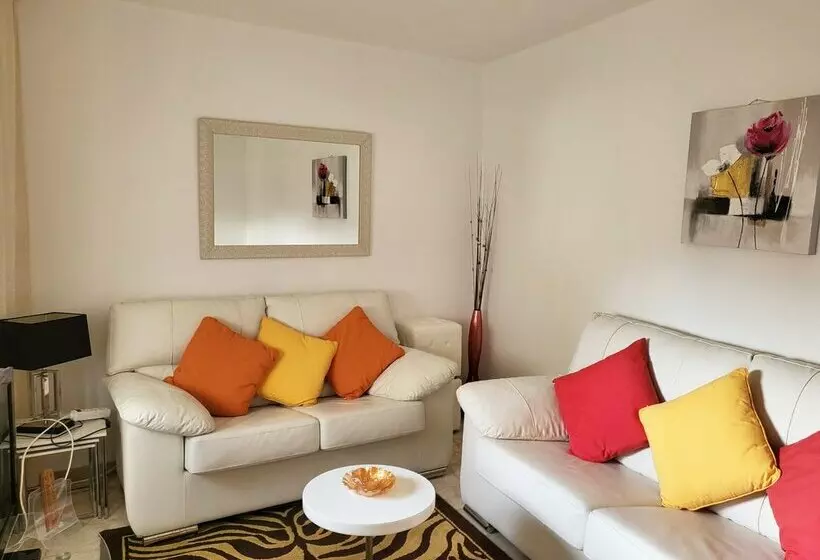 Apartamentos O Grove 3000