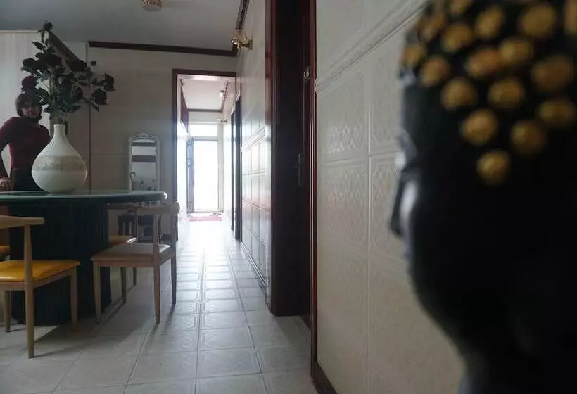 تختخواب و صبحانه Happy Ours Guest House