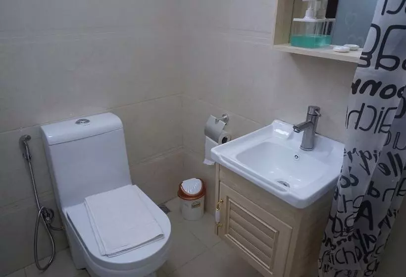 تختخواب و صبحانه Happy Ours Guest House