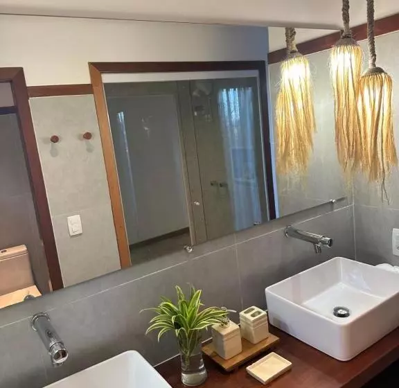 Aamiaismajoitus (B&B) Joju Bangalôs & Bistrô