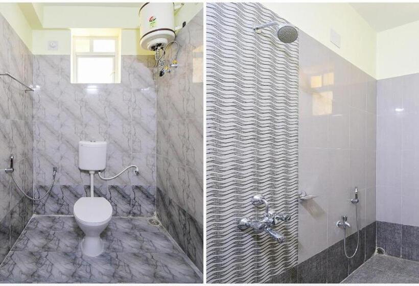 O U Tech Hotel And Restaurant