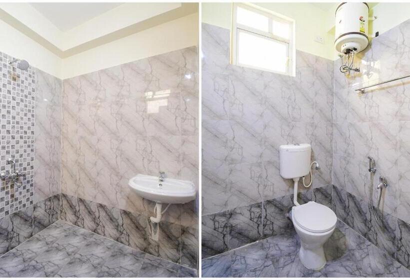 O U Tech Hotel And Restaurant