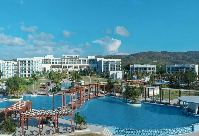 호텔 Gran Muthu Almirante Beach