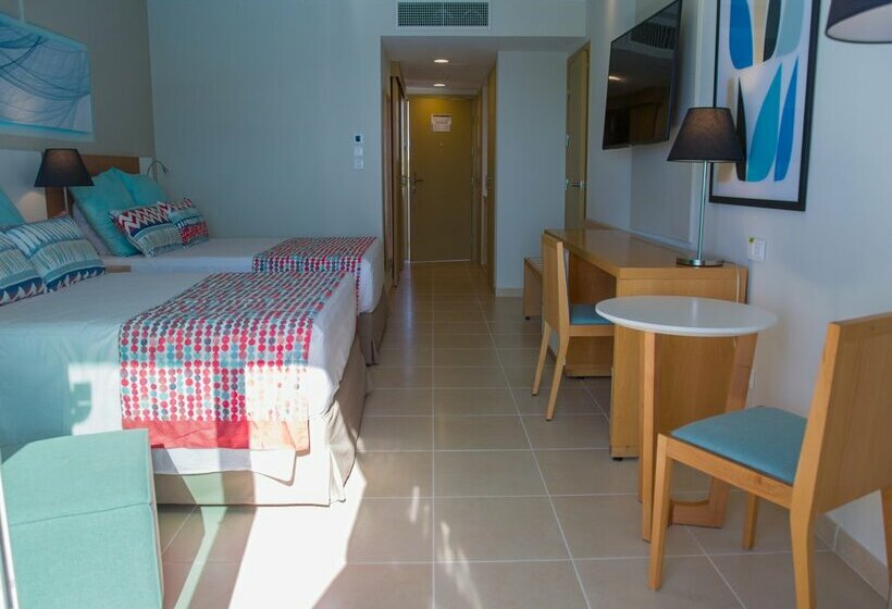 호텔 Gran Muthu Almirante Beach