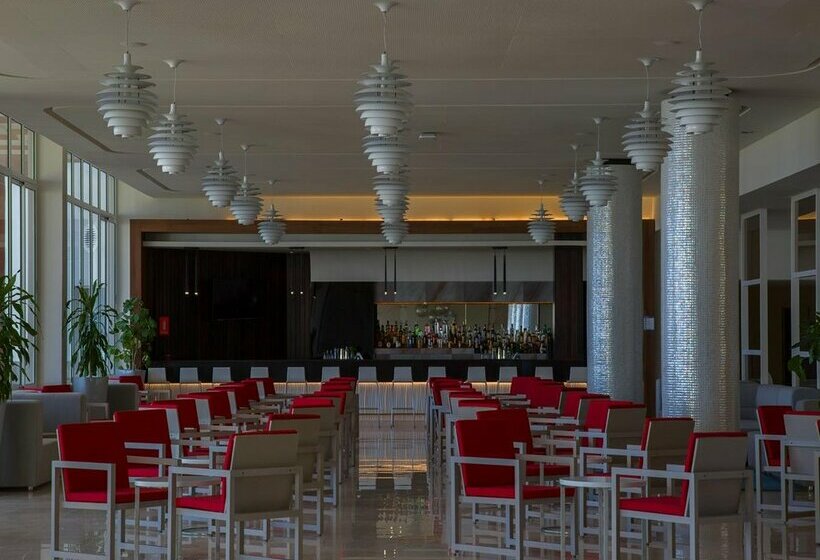 호텔 Gran Muthu Almirante Beach