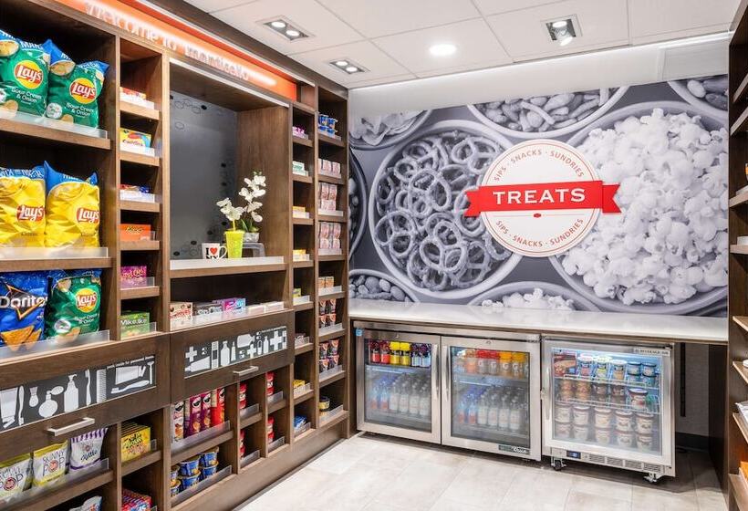 בית מלון כפרי Hampton Inn Monticello