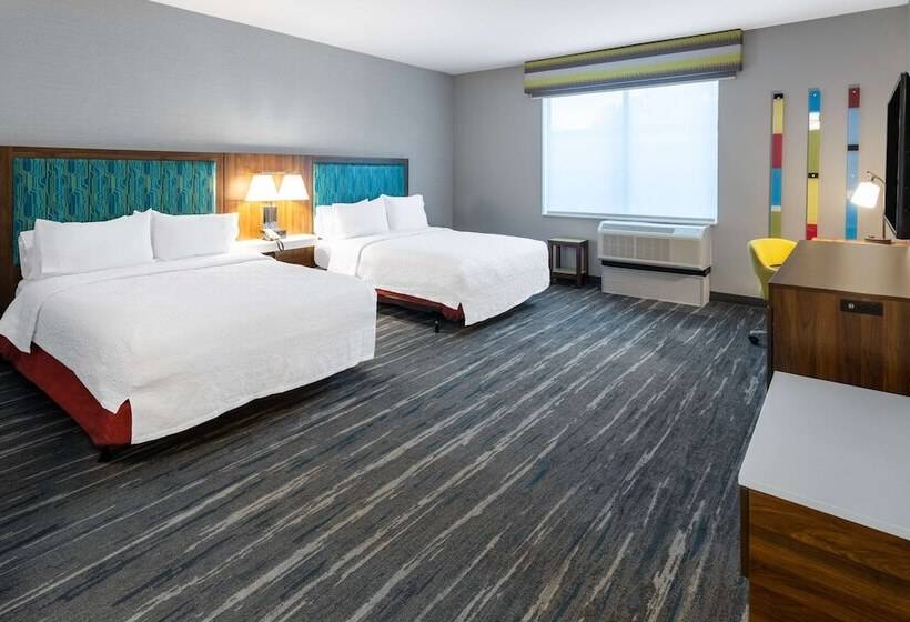 בית מלון כפרי Hampton Inn Monticello