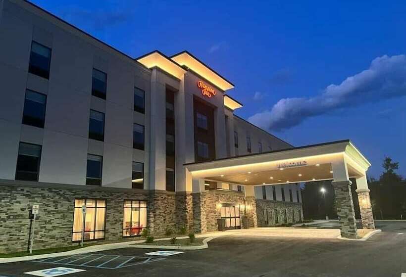 בית מלון כפרי Hampton Inn Monticello