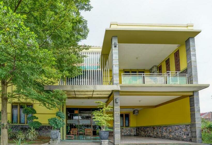 酒店 Oyo 90951 Anugerah Syariah Homestay