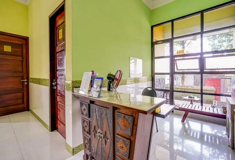 هتل Oyo 90951 Anugerah Syariah Homestay