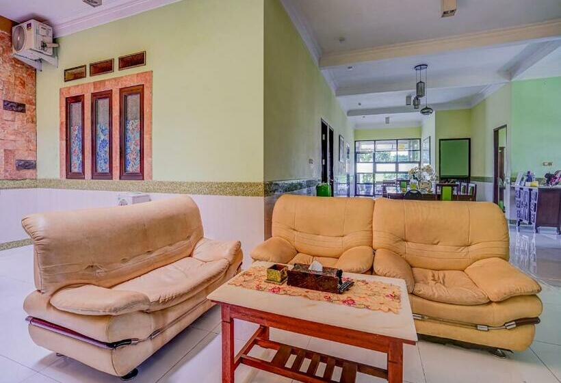 酒店 Oyo 90951 Anugerah Syariah Homestay