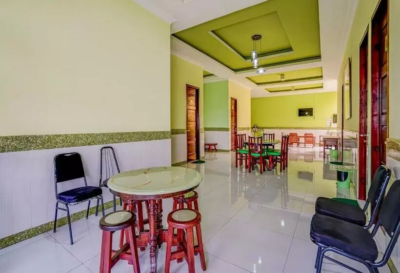 هتل Oyo 90951 Anugerah Syariah Homestay