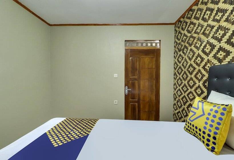 فندق Oyo Homes 90956 Desa Wisata Guranteng