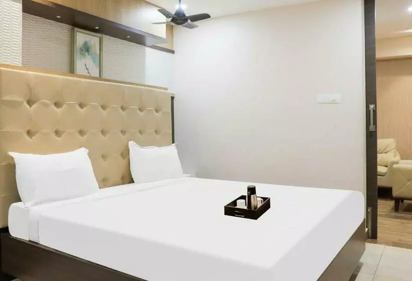 ホテル Oyo Townhouse 904  Vihari