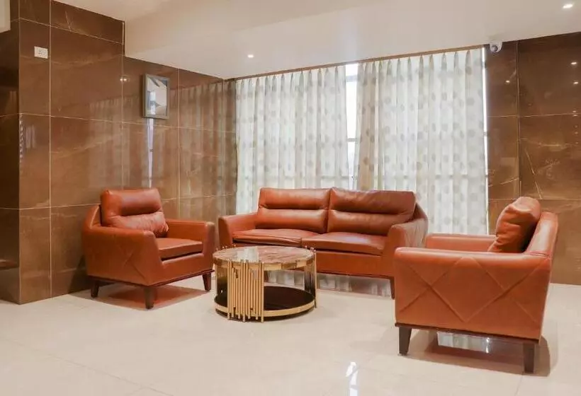 ホテル Oyo Townhouse 904  Vihari