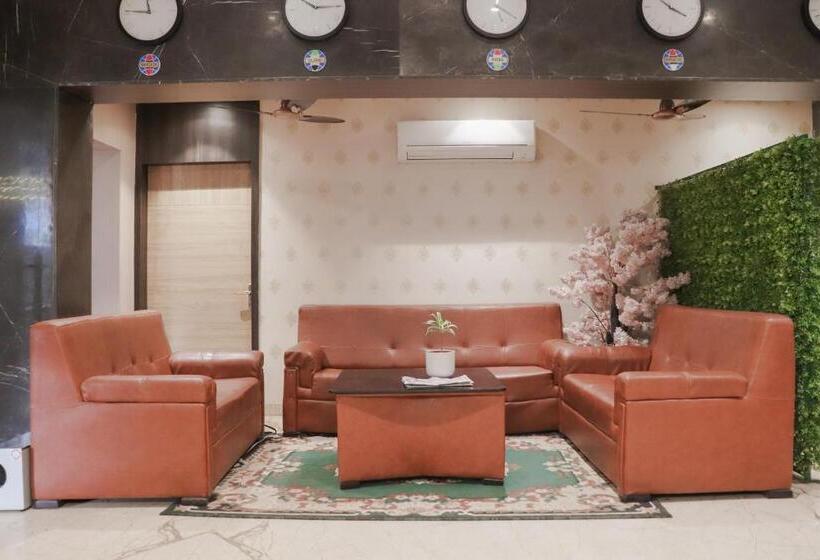 酒店 Oyo Townhouse 904  Vihari