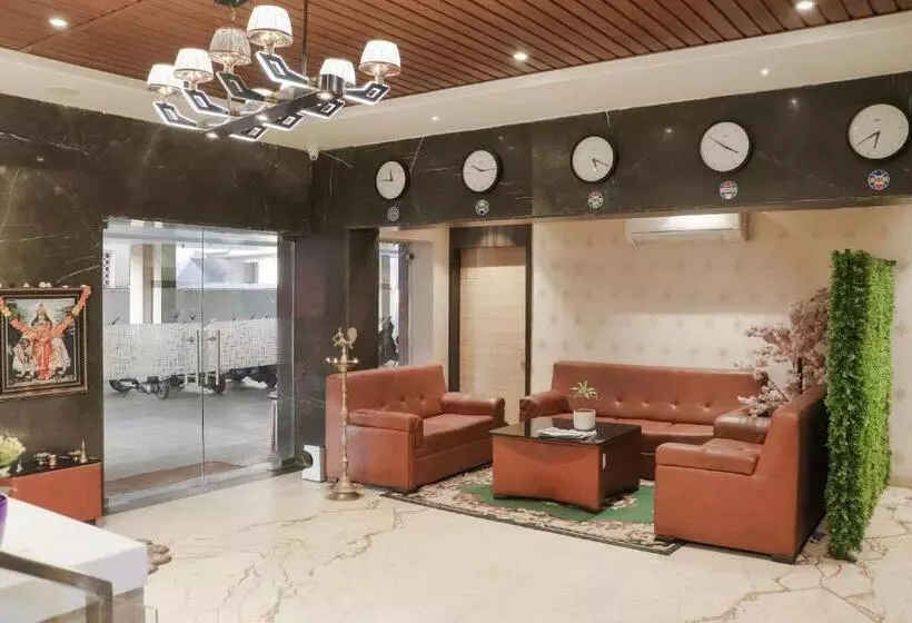 ホテル Oyo Townhouse 904  Vihari