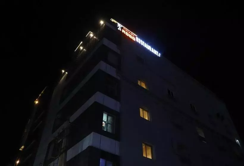 ホテル Oyo Townhouse 904  Vihari
