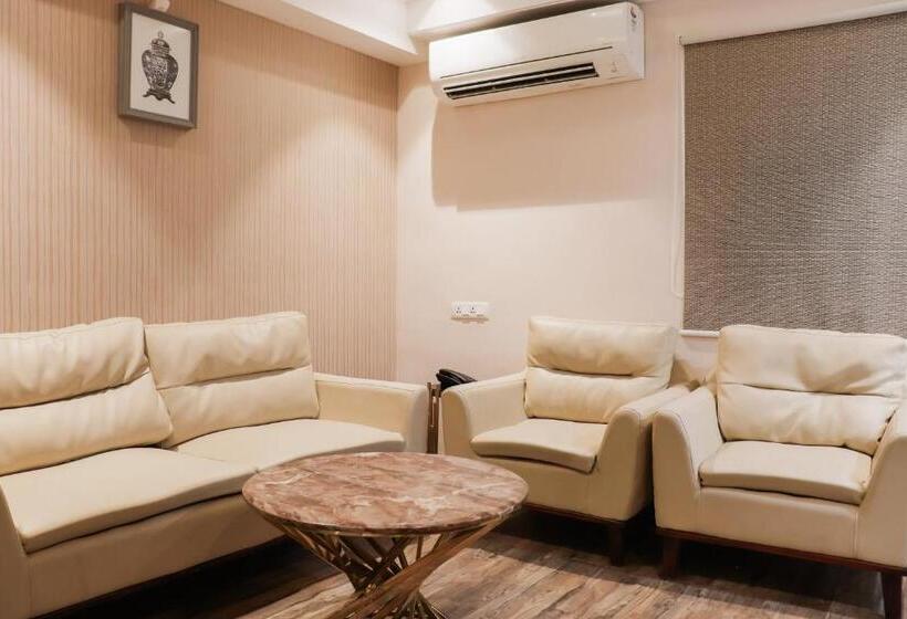 酒店 Oyo Townhouse 904  Vihari