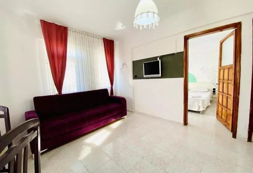 Lena Boutique Otel