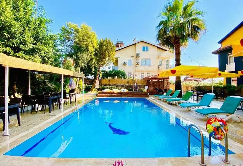 Lena Boutique Otel