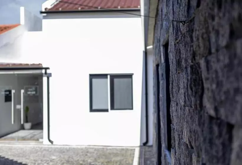 پانسیون Carvão Pdl Inn