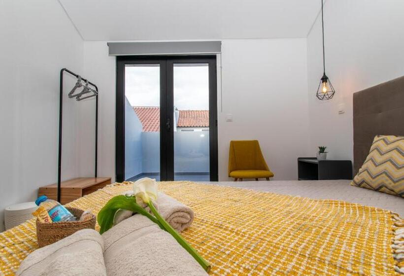 پانسیون Carvão Pdl Inn