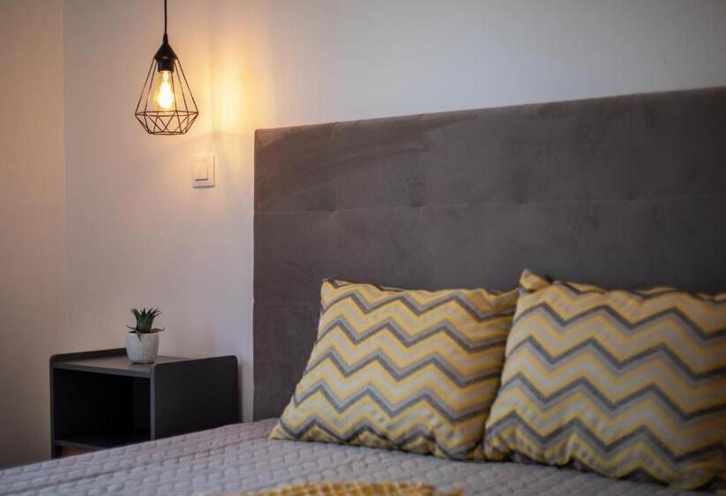 پانسیون Carvão Pdl Inn