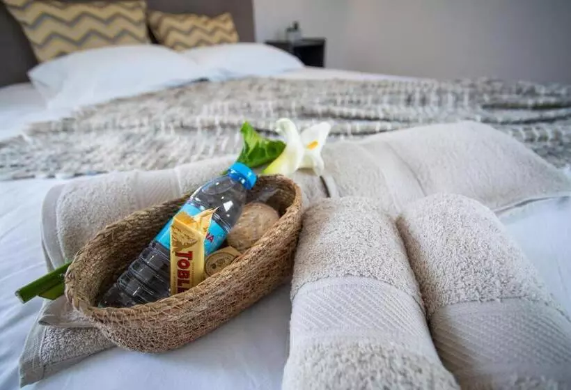 پانسیون Carvão Pdl Inn