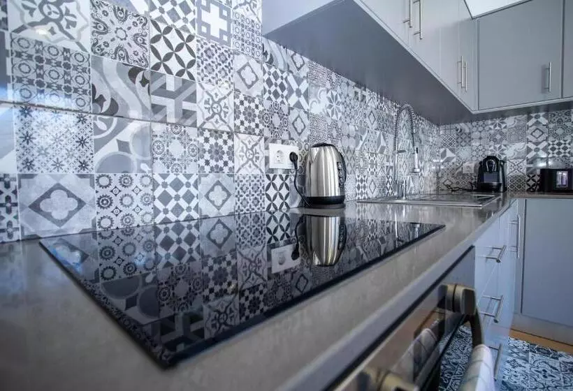 پانسیون Carvão Pdl Inn