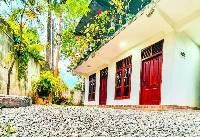 Pension Coco Mount Mirissa