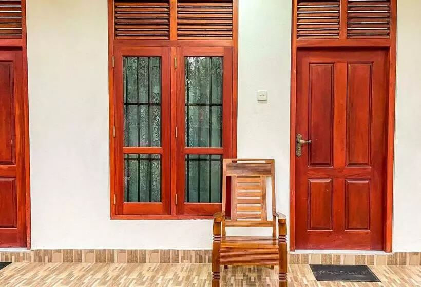 Pension Coco Mount Mirissa