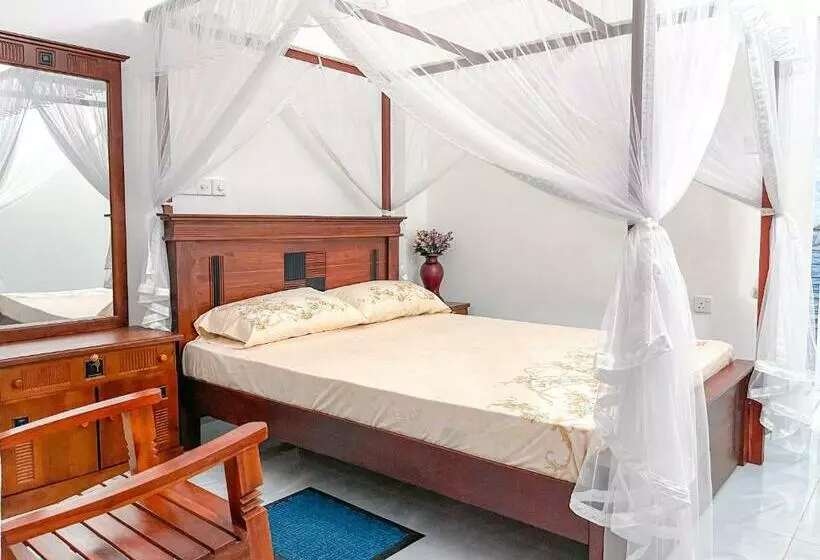 Pension Coco Mount Mirissa