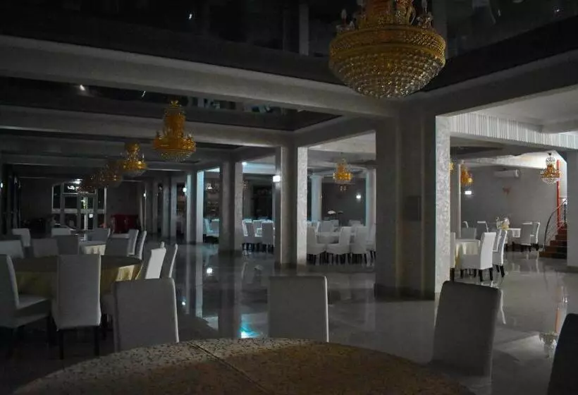 ペンション Floare De Colt