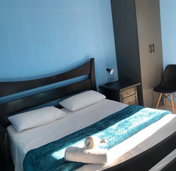 פנסיון Pozi Guest House