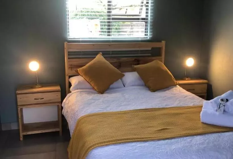 ペンション Pozi Guest House