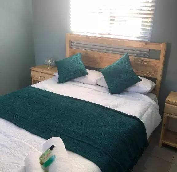 ペンション Pozi Guest House