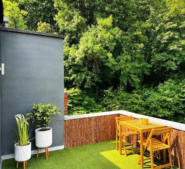 تختخواب و صبحانه Casa Honey