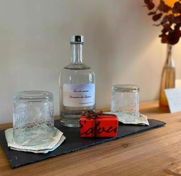 Aamiaismajoitus (B&B) La Maison Blanche De Martué